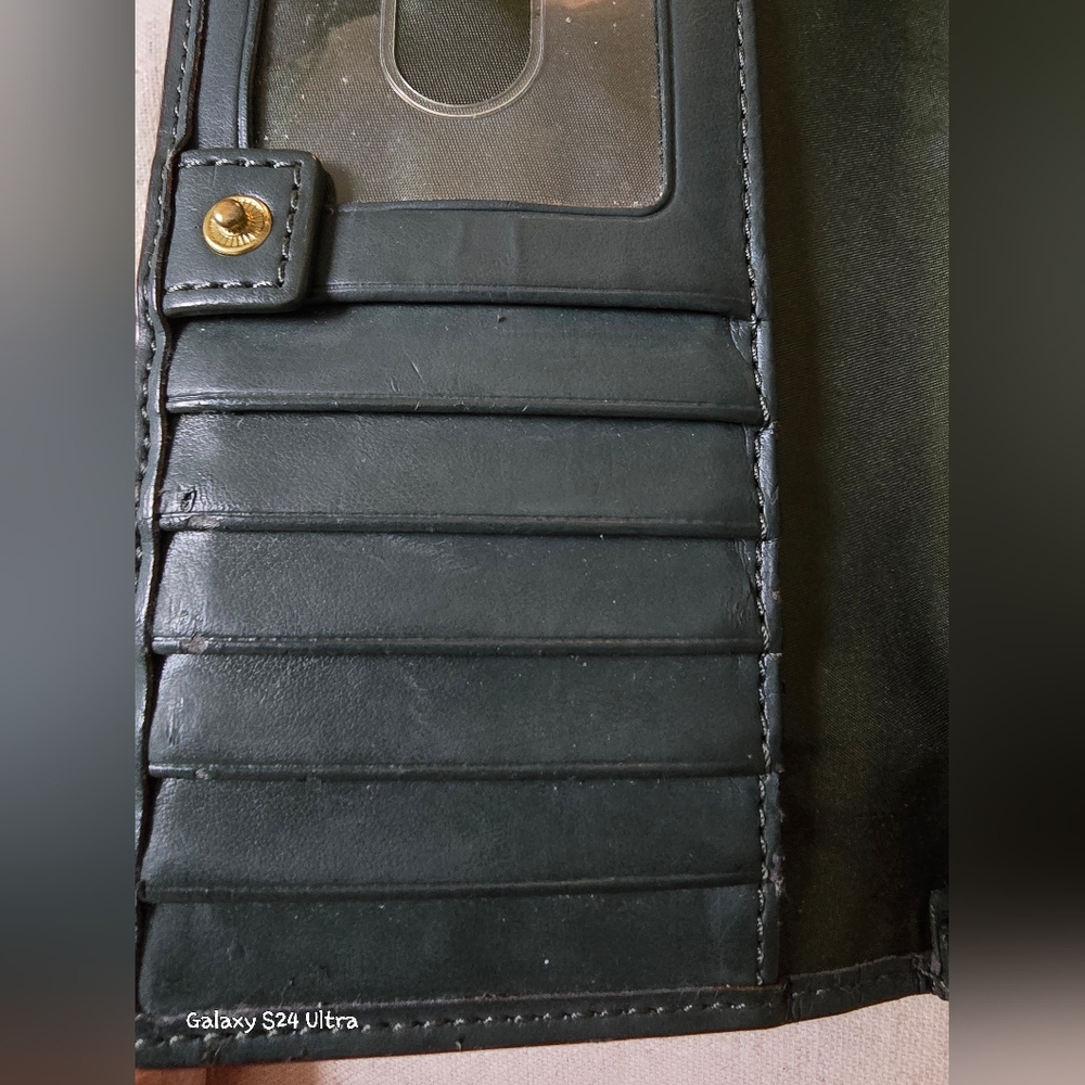 Coach Snakeskin/ Python Textured Wallet/ Wristlet In GUC - Picture 13 of 16